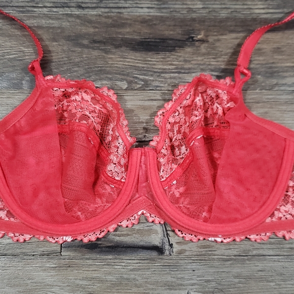 Wacoal Embrace Lace Sheer Bra 34c pink - Picture 5 of 6